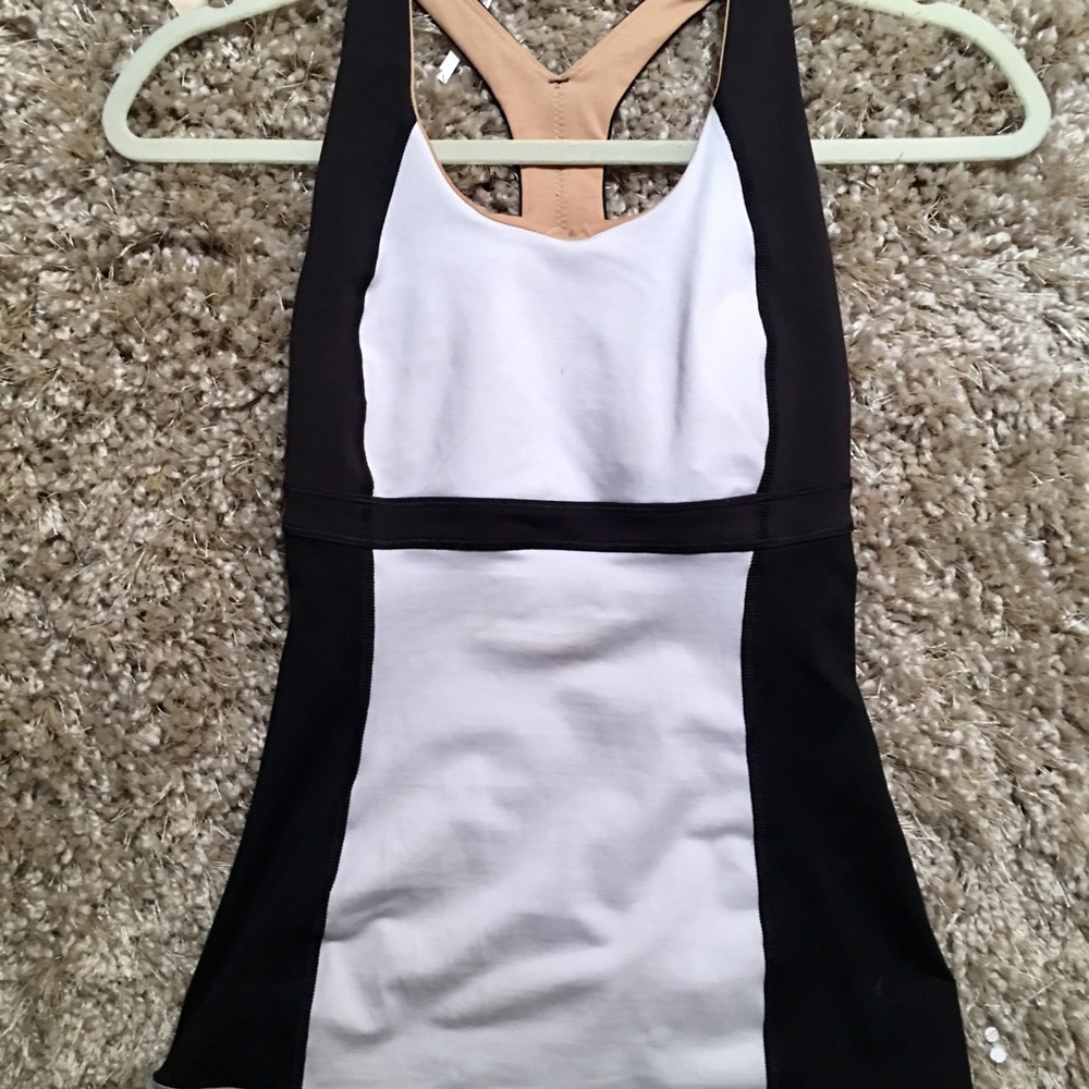 Lulu lemon tank